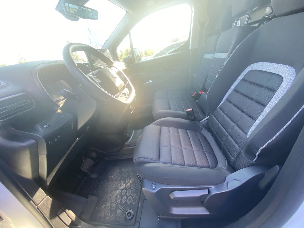 Citroen Berlingo 2025, bild 5/10