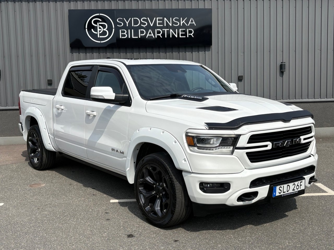 Dodge RAM 1500 Crew Cab 5.7 V8 Hemi 2019, bild 3/10