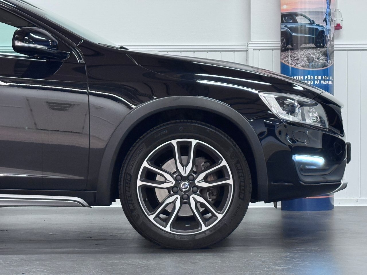 Volvo V60 Cross Country 2018, bild 7/10