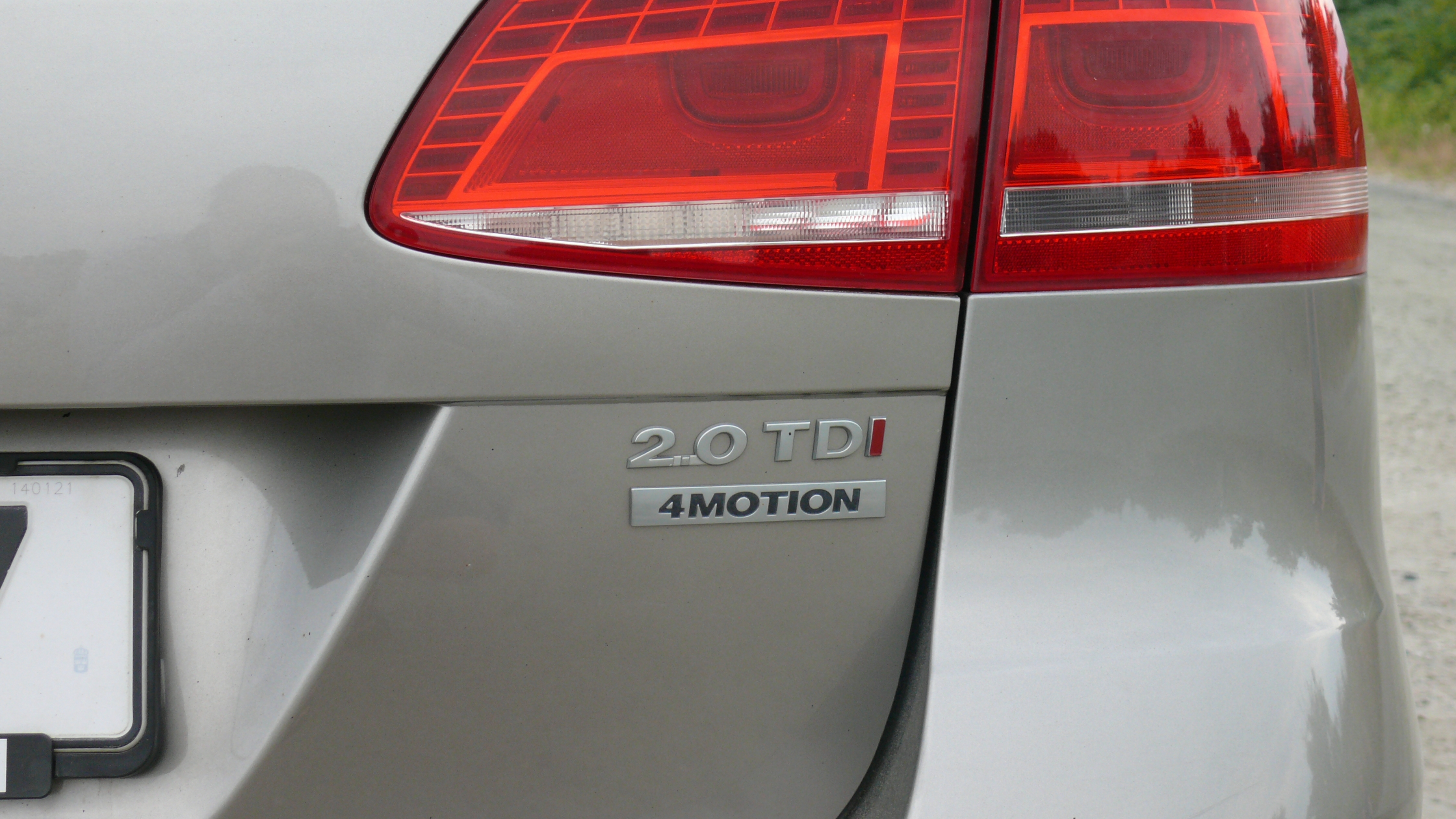 Volkswagen Passat 2014, photo 5/10