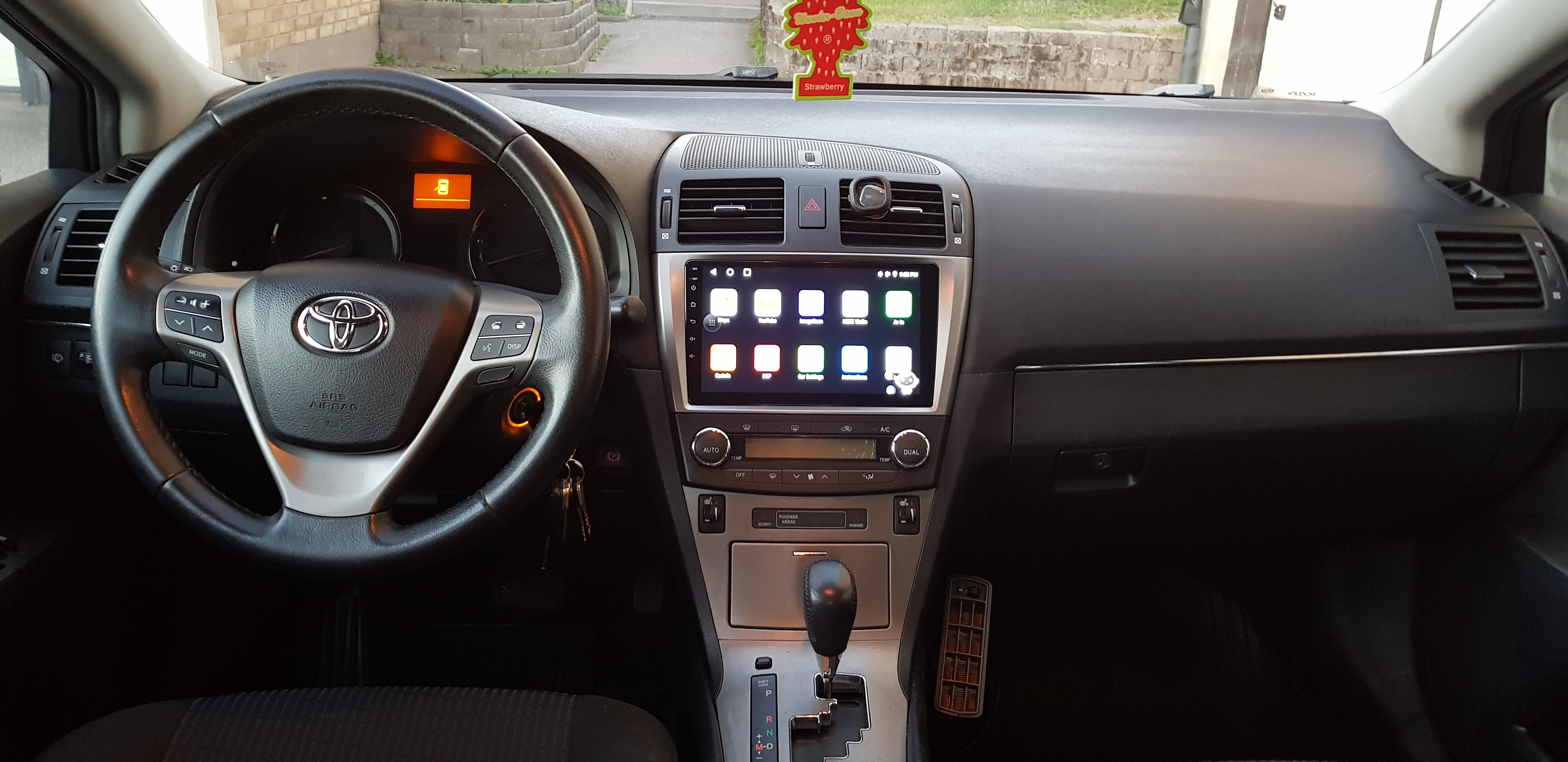 Toyota Avensis 2009, bild 5/10
