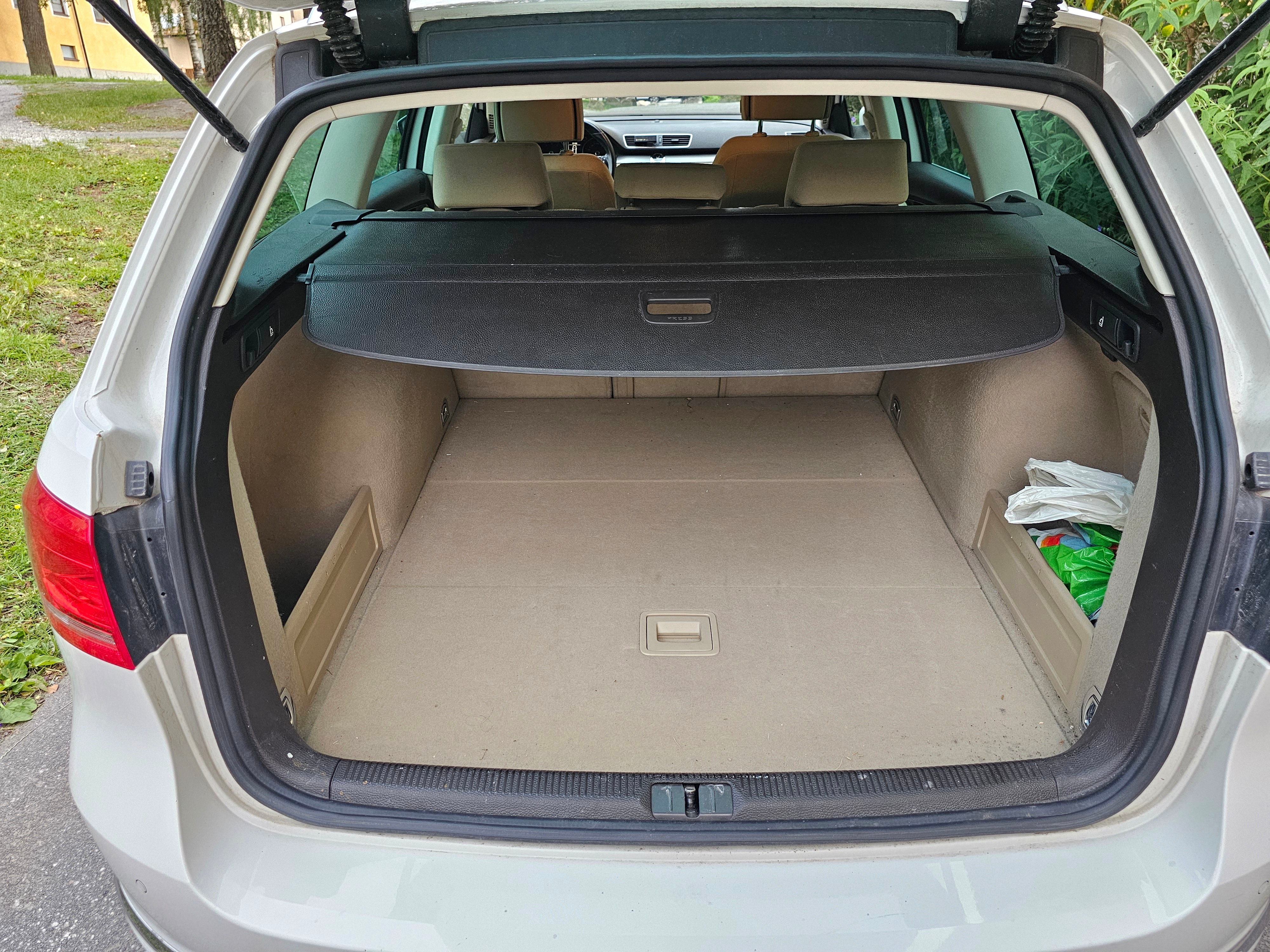 Volkswagen Passat 2012, bild 7/9