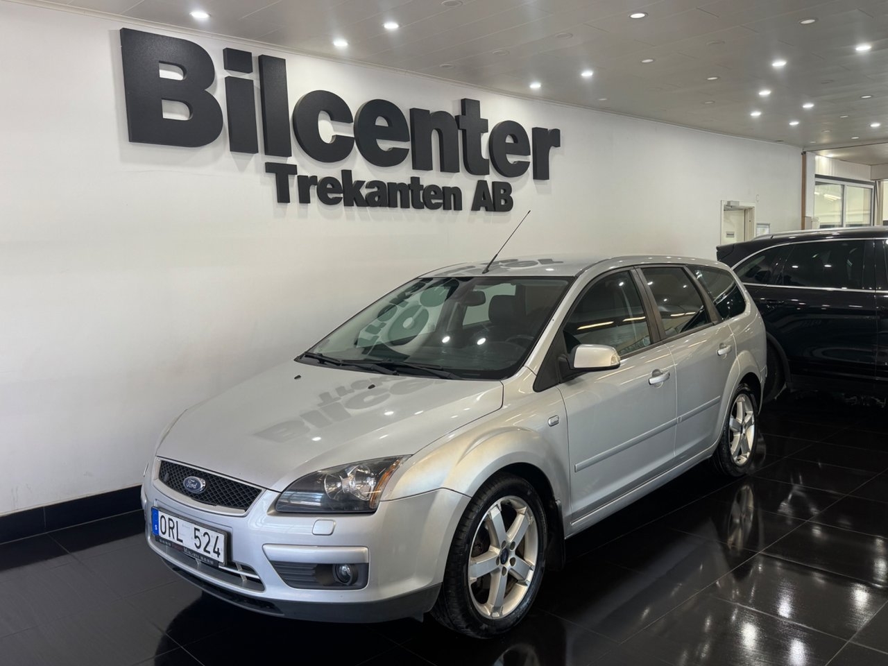 Ford Focus Kombi 1.8 Flexifuel Euro 4 2008, bild 2/9