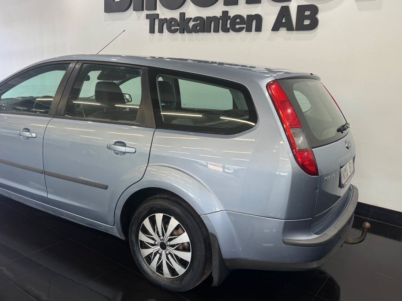 Ford Focus Kombi 1.8 Flexifuel Euro 4 2007, bild 3/7