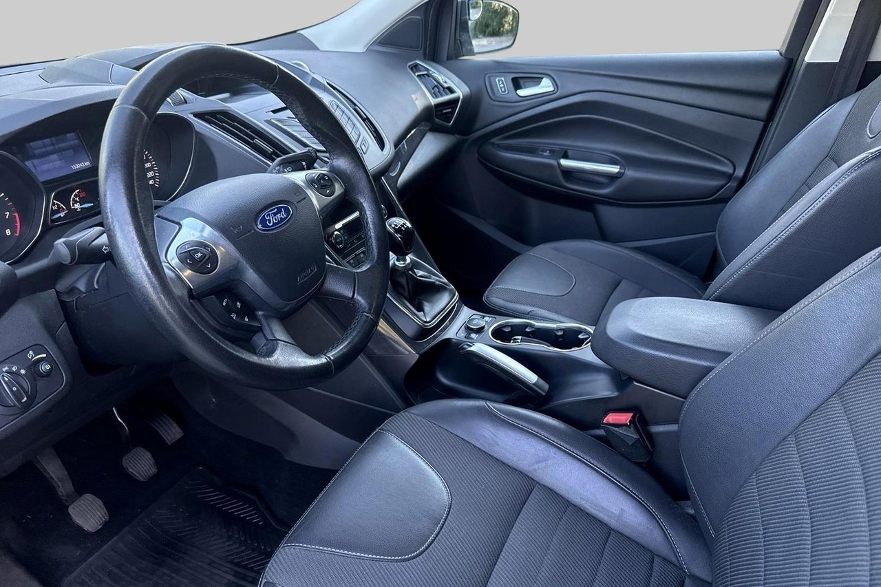 Ford Kuga 1.6 EcoBoost Titanium Euro 5 2014, bild 3/10