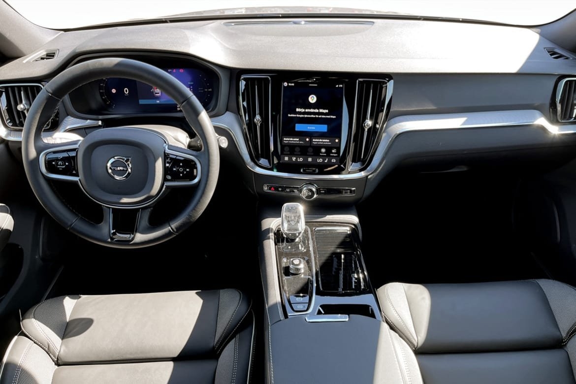 Volvo V60 T6 Plus Dark Nordic Edition 2026, bild 4/9