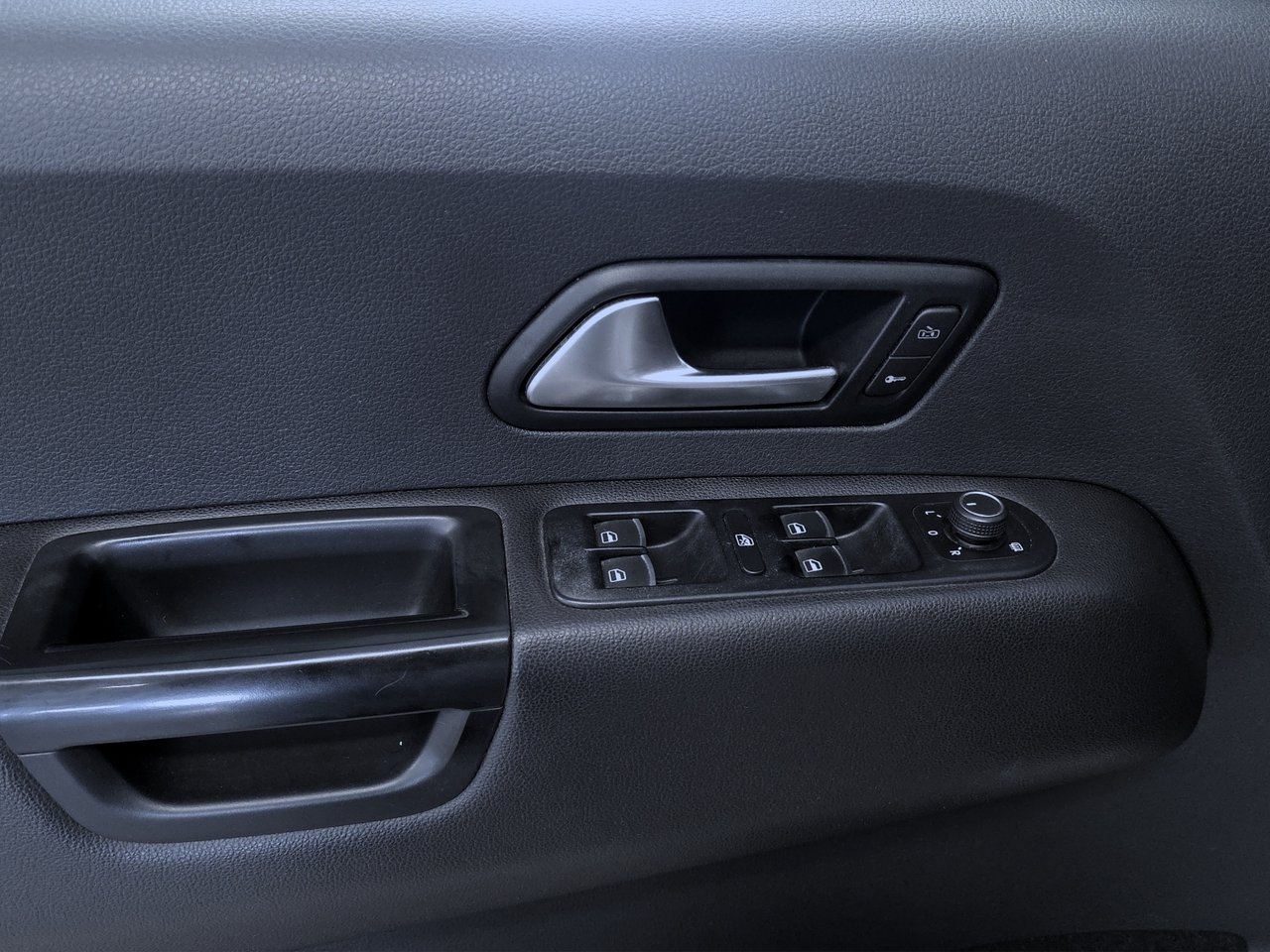 Volkswagen Amarok 2017, bild 7/16