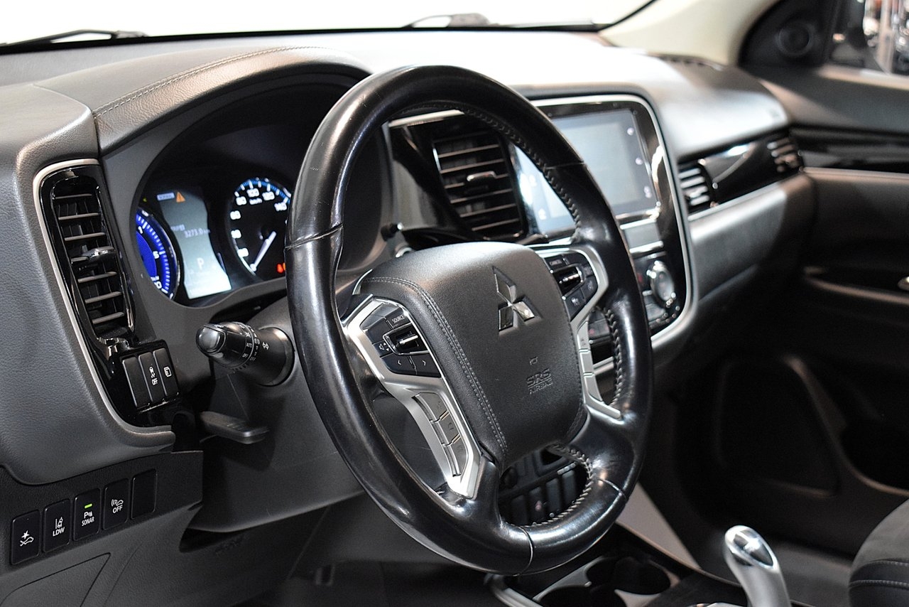 Mitsubishi Outlander 2019, bild 7/10