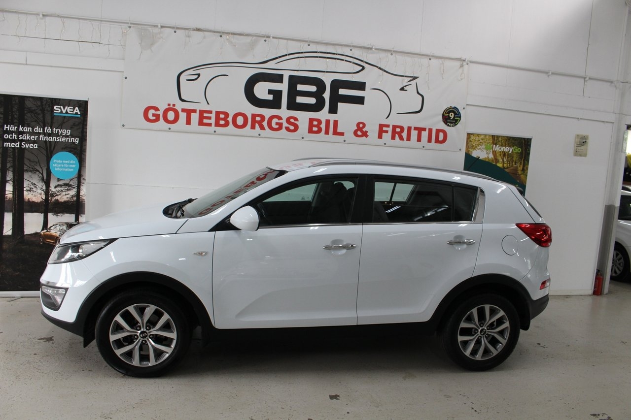 Kia Sportage 1.7 CRDi Action Euro 6 2015, bild 2/10
