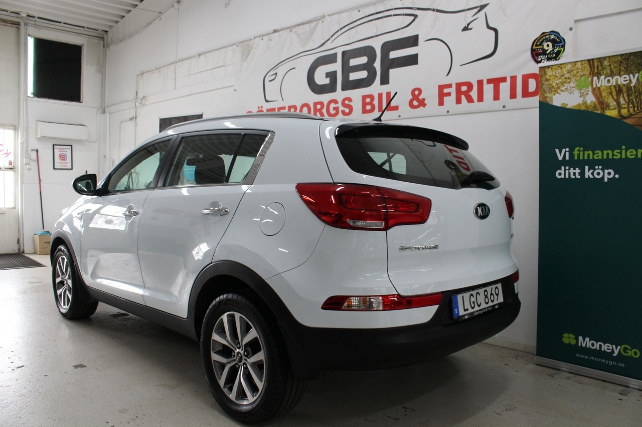 Kia Sportage 1.7 CRDi Action Euro 6 2015, bild 3/10