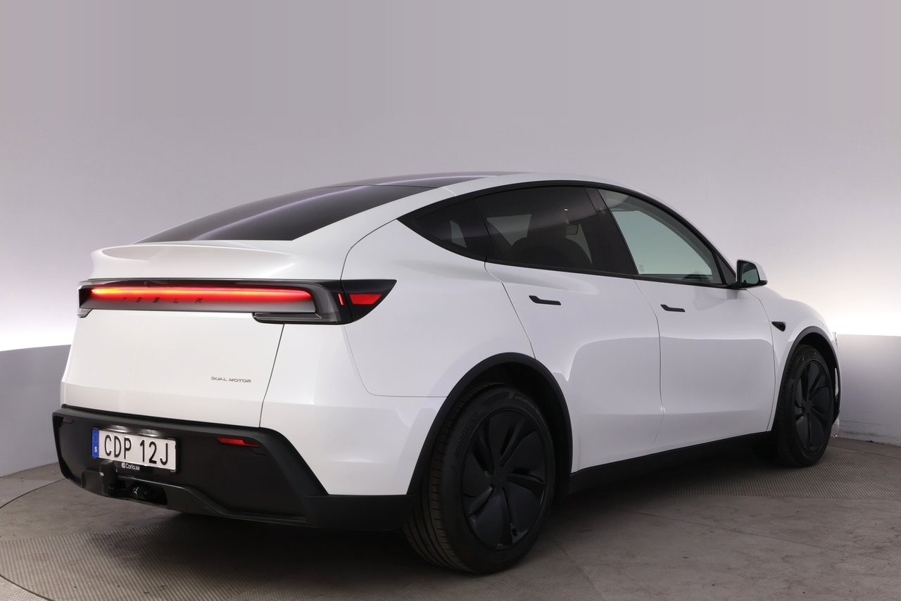 Tesla Model Y Long Range AWD Autopilot 2025, bild 5/10