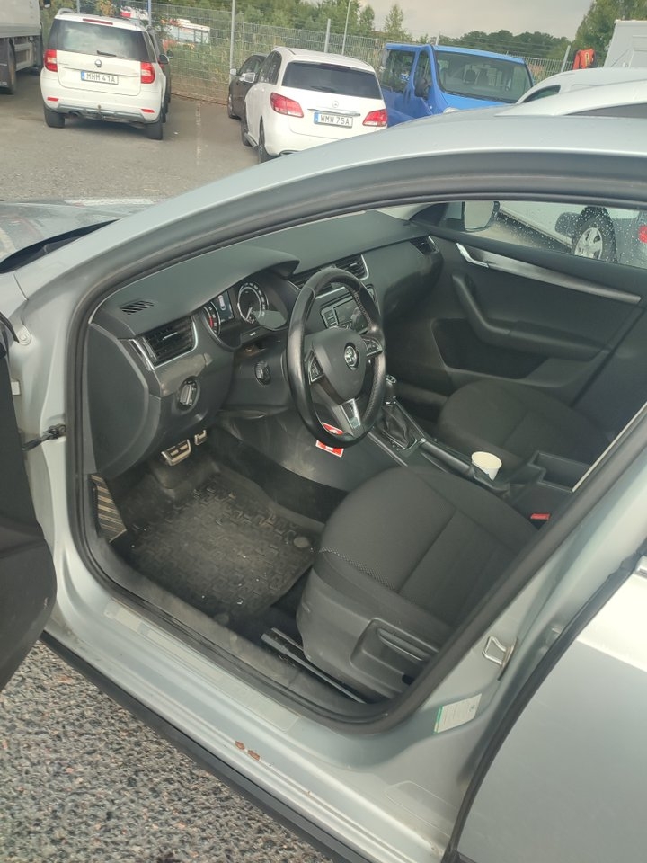 Skoda Octavia Scout 2.0 TDI 4x4 Euro 6 2016, bild 5/10