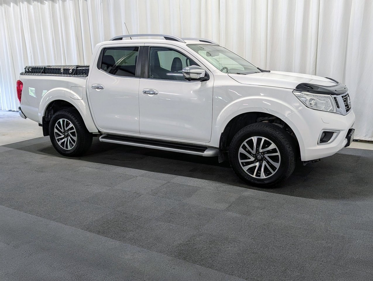 Nissan Navara Dubbelhytt 2.3 dCi 4WD 2018, bild 6/10