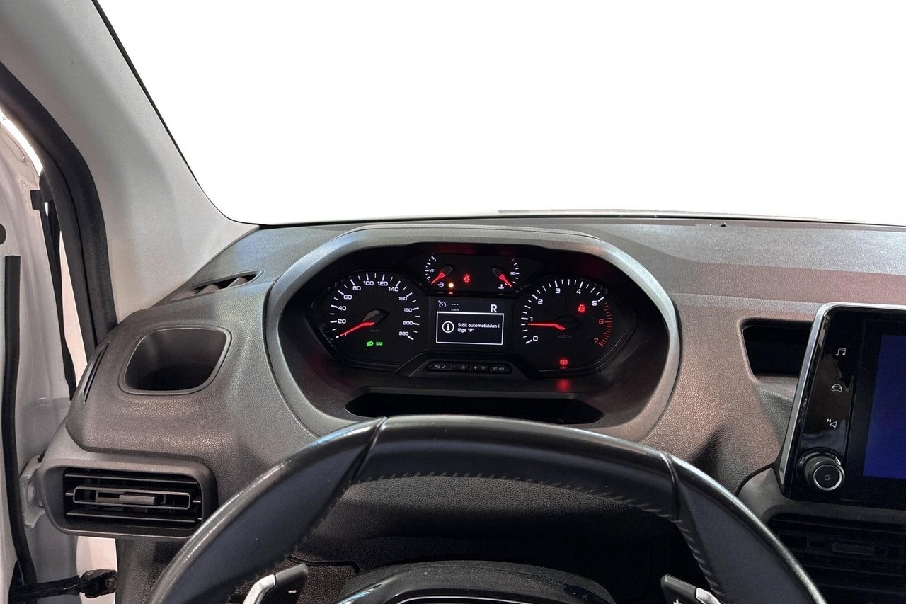 Peugeot Partner L1H1 / 130hk / Leasebar 2022, kuva 5/10