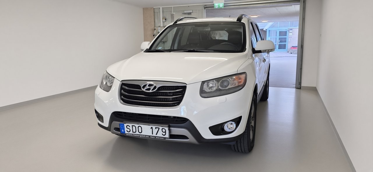 Hyundai Santa Fe 2012, bild 2/9