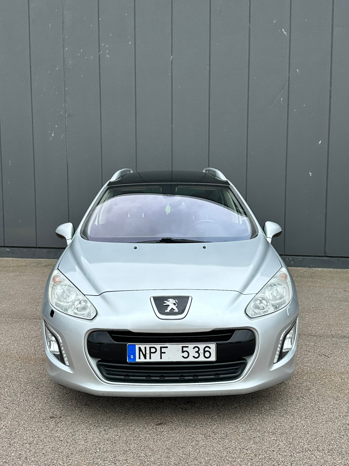 Peugeot 308 SW 1.6 VTi Automatisk 2013, bild 2/10