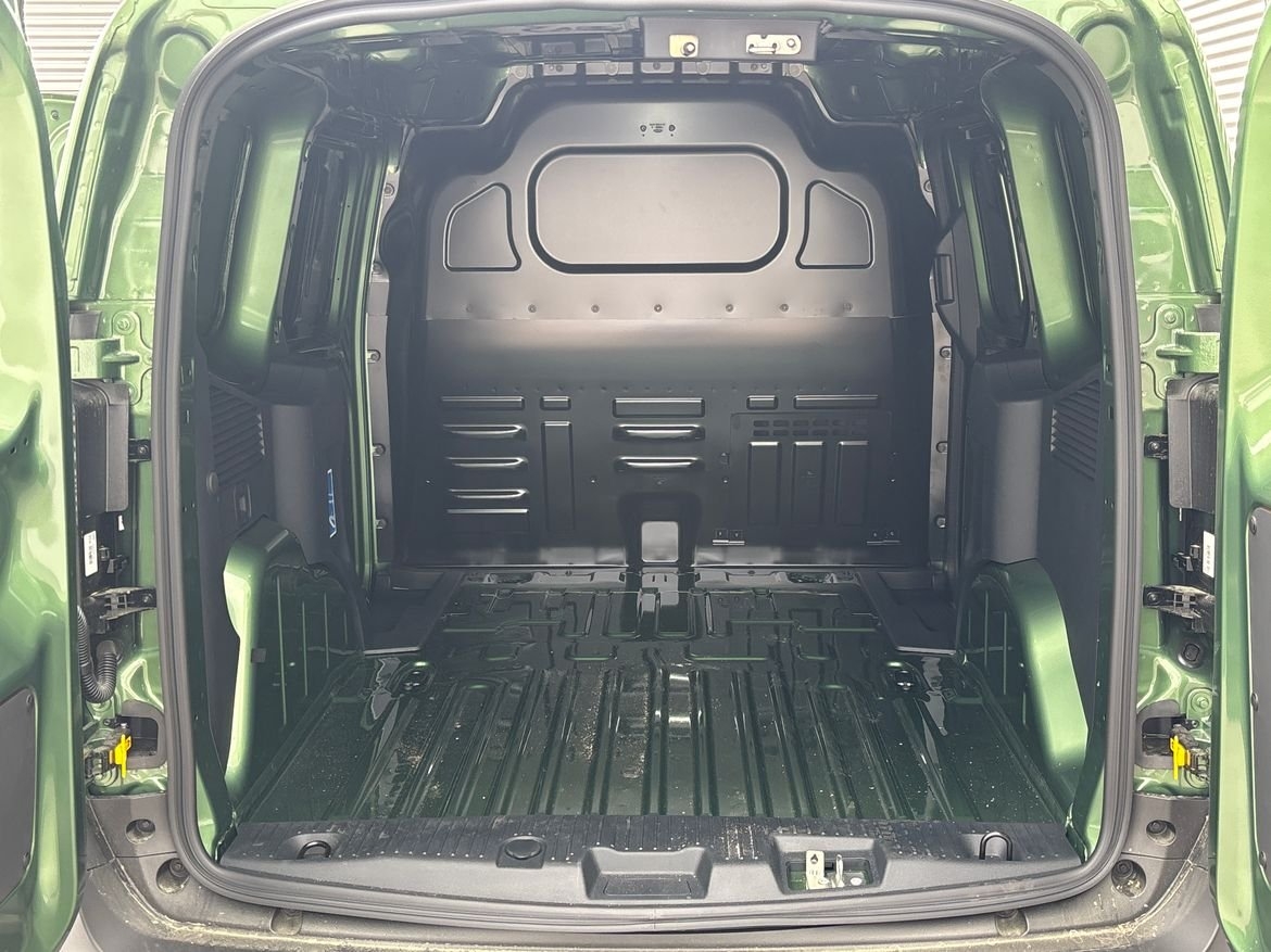 Ford E-Transit Courier 2026, bild 7/8