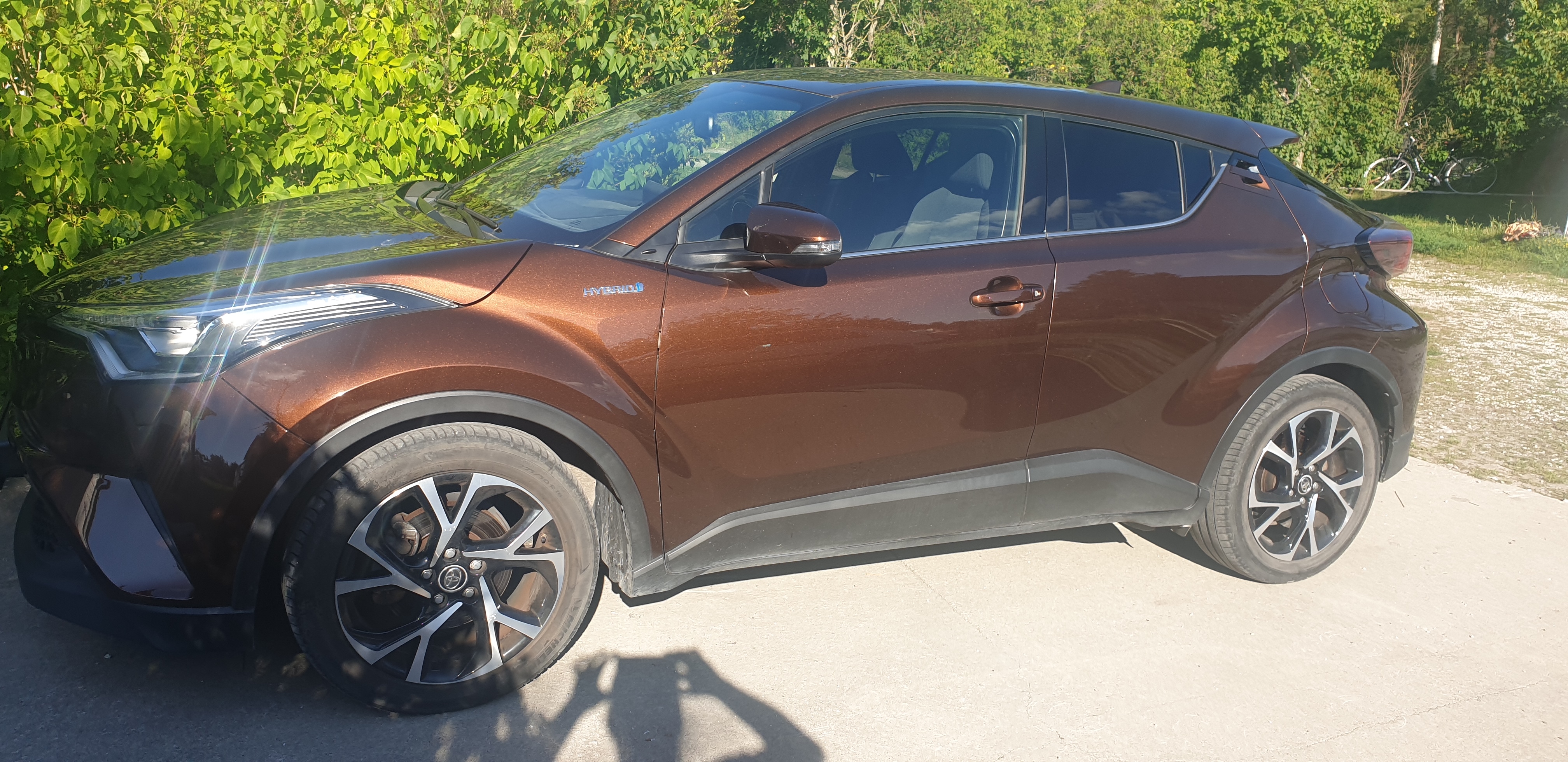 Toyota C-HR Hybrid CVT 2018, bild 6/10