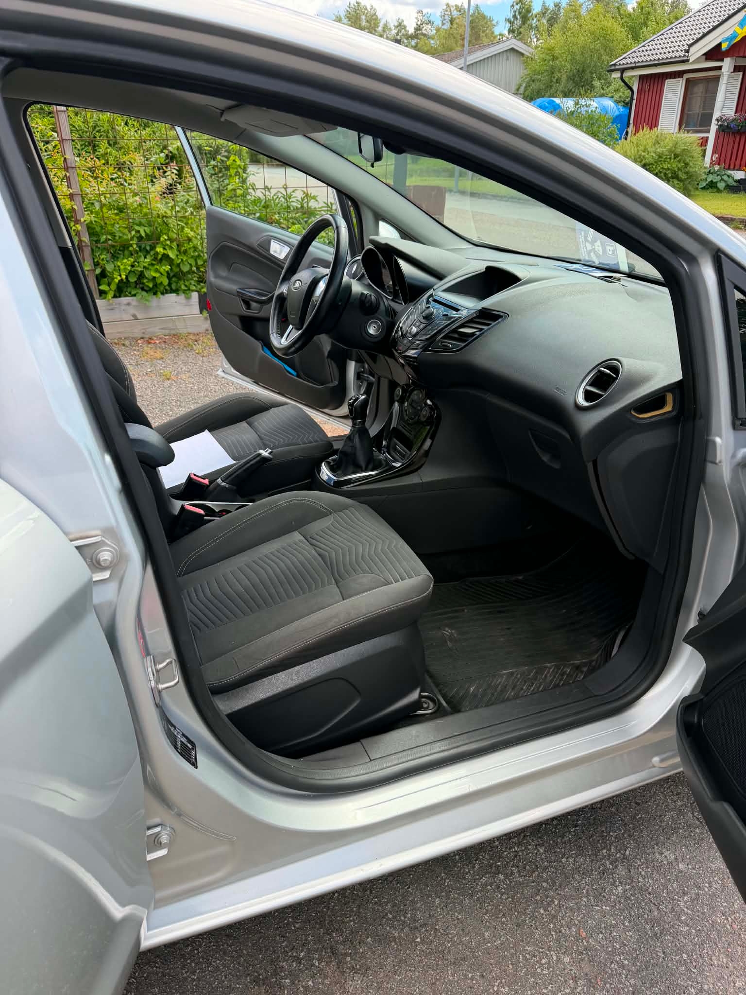 Ford Fiesta 5-dörrar 1.0 Manuell 2014, bild 5/9