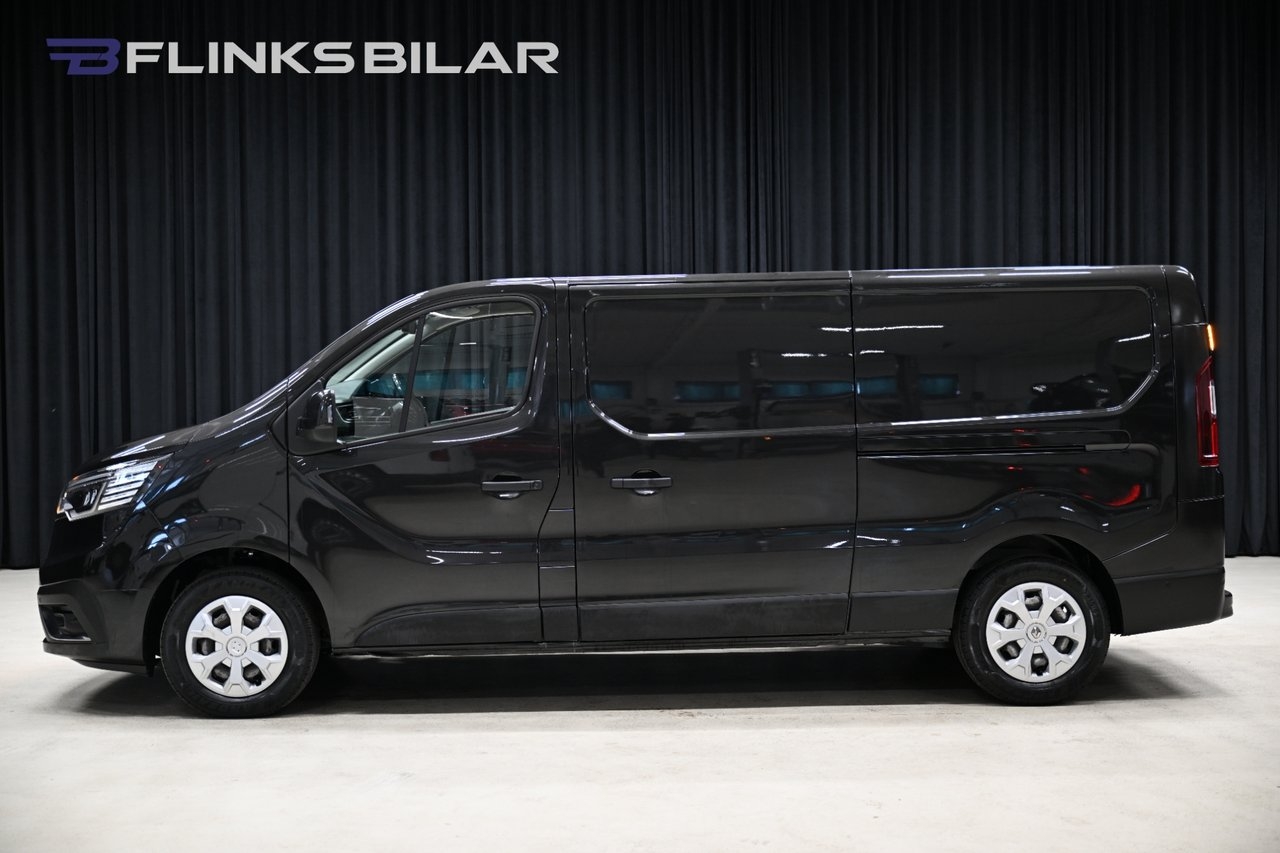 Renault Trafic dCi 150HK L2 Automat 2024, bild 2/10