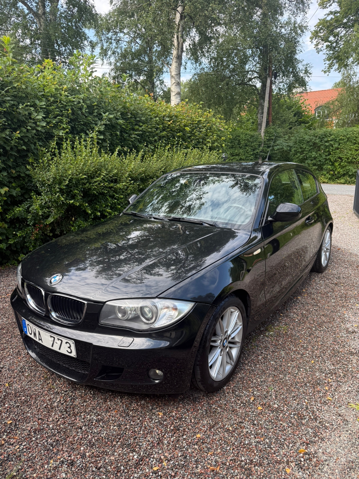 BMW 120 i 3-dörrars Manuell 2010, bild 2/8