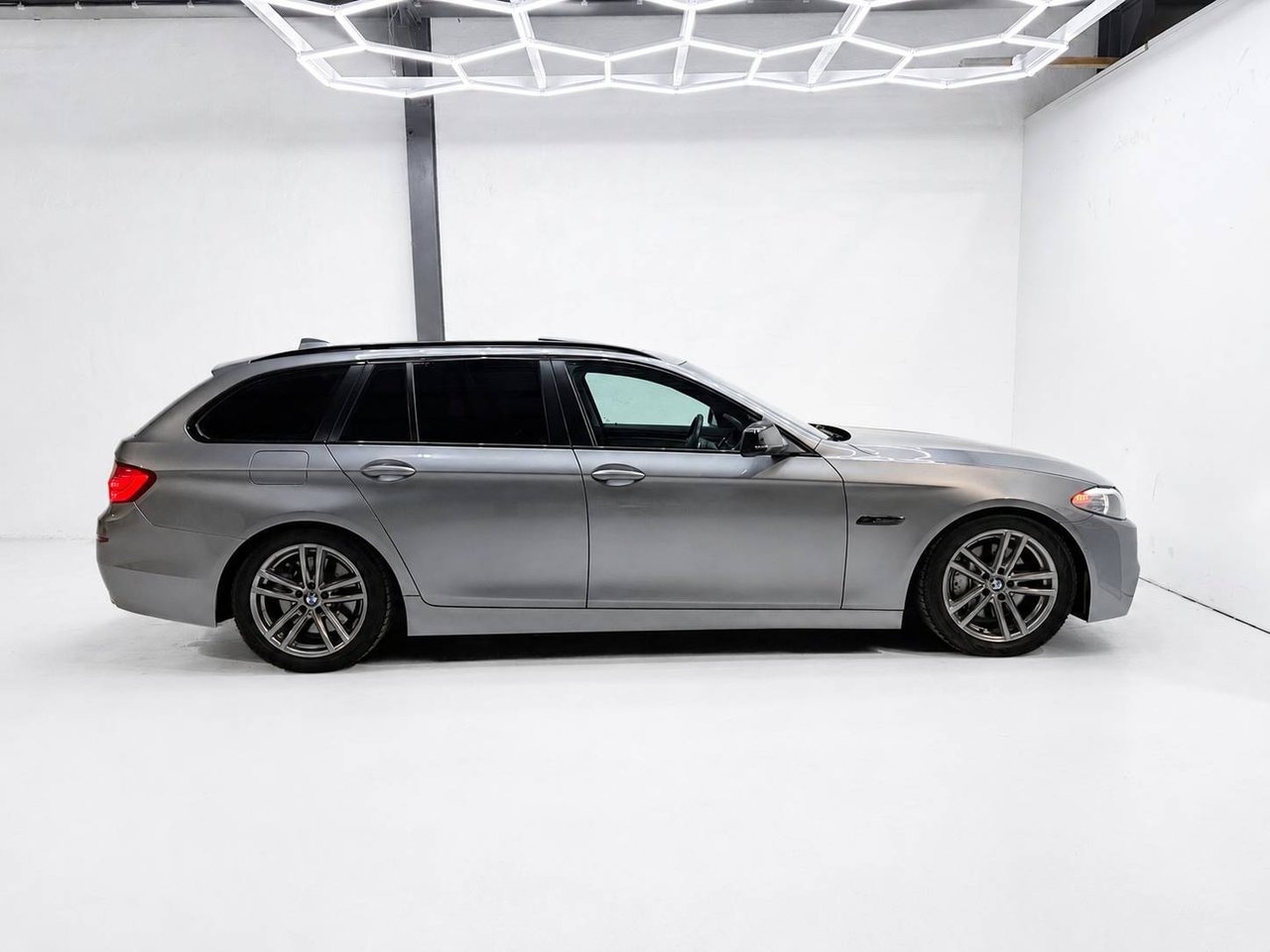 BMW 535 2011, bild 6/12