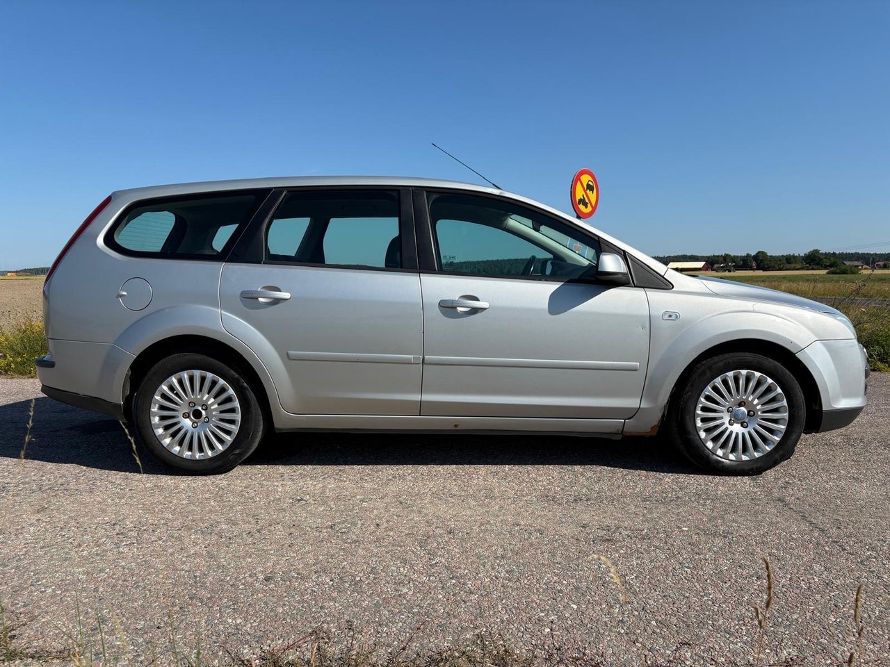 Ford Focus Kombi 1.8 Flexifuel Euro 4 2008, kuva 4/13