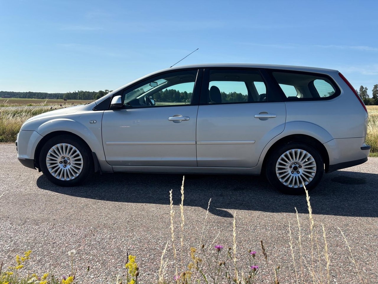 Ford Focus Kombi 1.8 Flexifuel Euro 4 2008, kuva 5/13