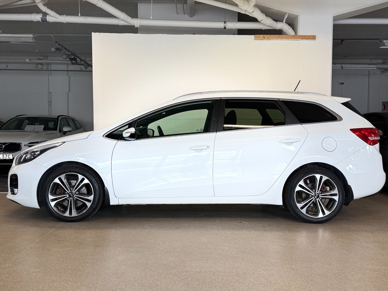 Kia Ceed 2016, bild 2/10