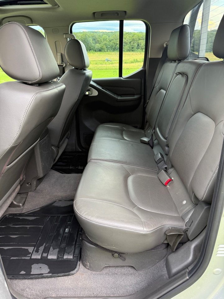 Nissan Navara 2015, bild 6/10