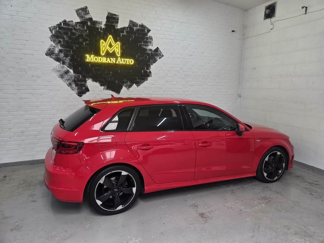 Audi A3 2016, photo 6/15