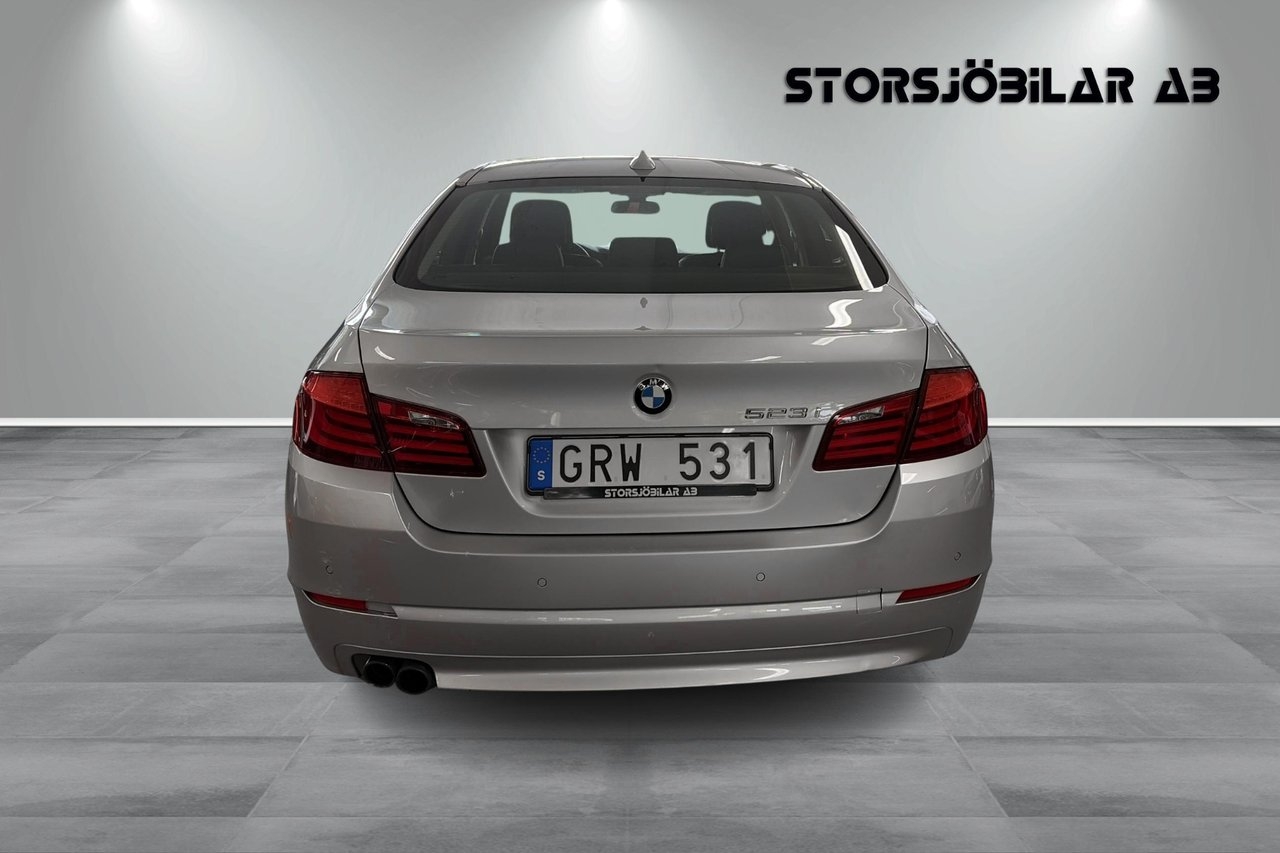 BMW 523 i Sedan Steptronic Euro 5 2011, photo 4/15