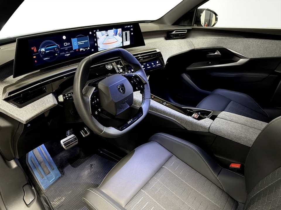Peugeot 5008 GT Hybrid 145hk Aut 2025, bild 6/10