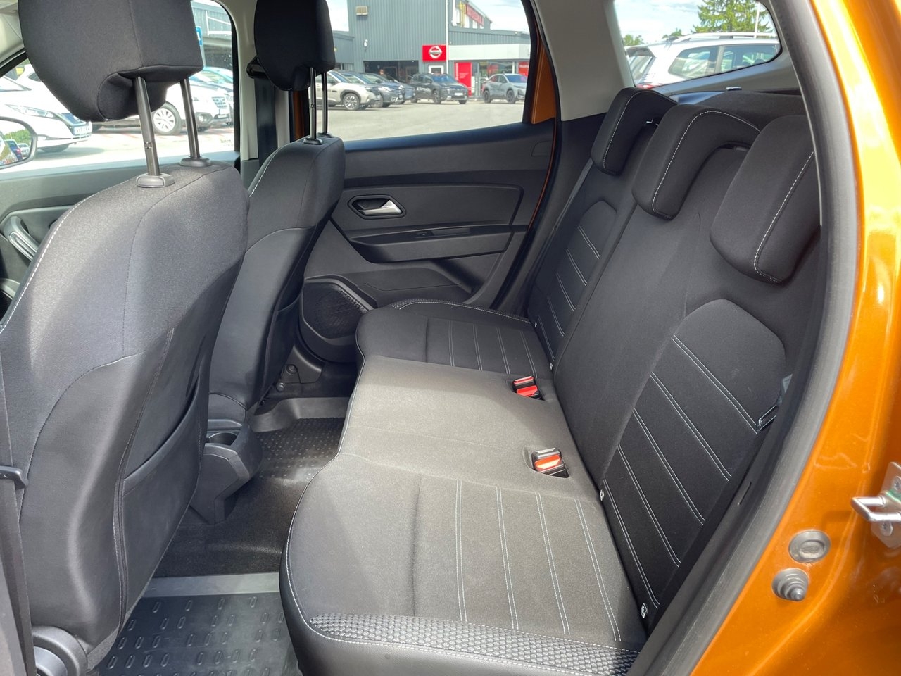 Dacia Duster 2018, bild 3/8