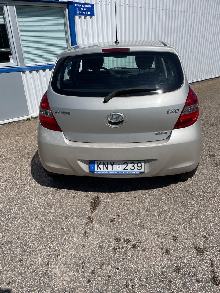 Hyundai i20 2010, photo 7/7