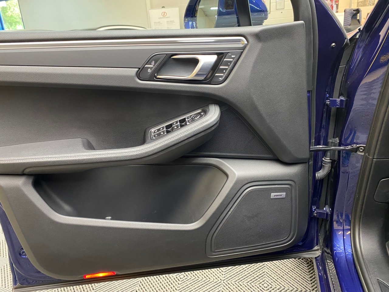 Porsche Macan PDK 2022, photo 6/10