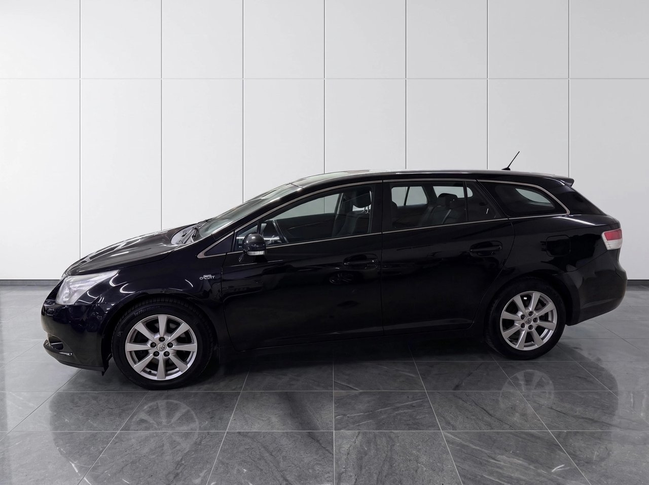 Toyota Avensis 2009, kuva 4/10