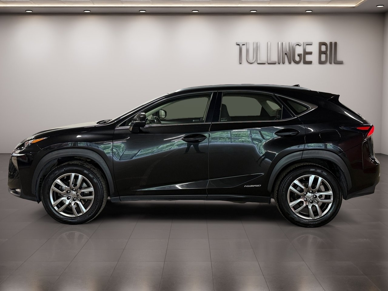 Lexus NX 2015, photo 2/10