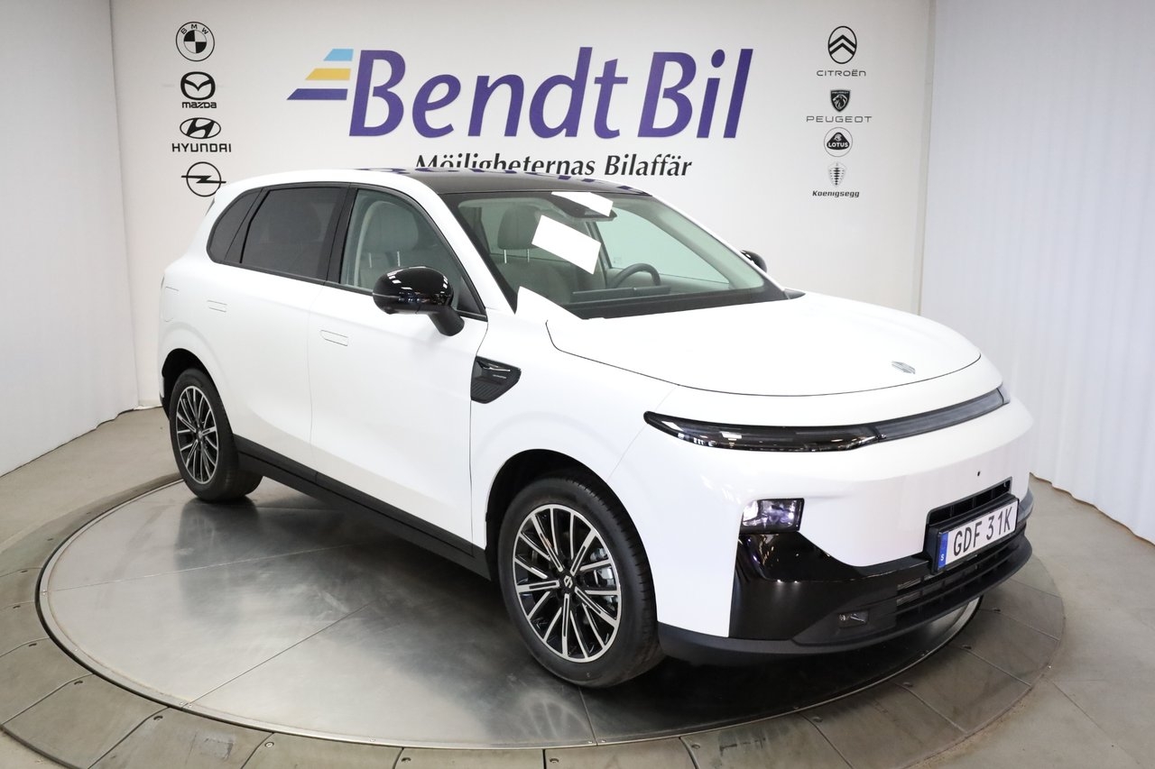 Leapmotor B10
