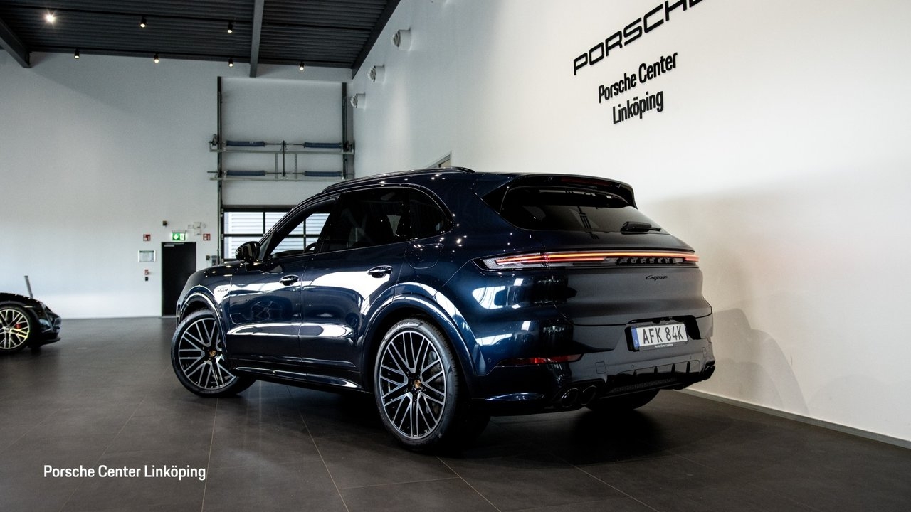Porsche Cayenne E-Hybrid Black Edition 2026, bild 5/10