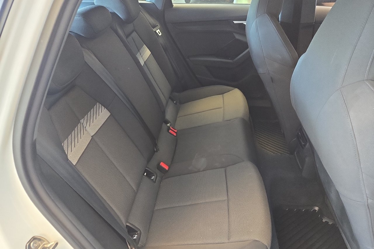 Audi A3 2023, bild 6/10