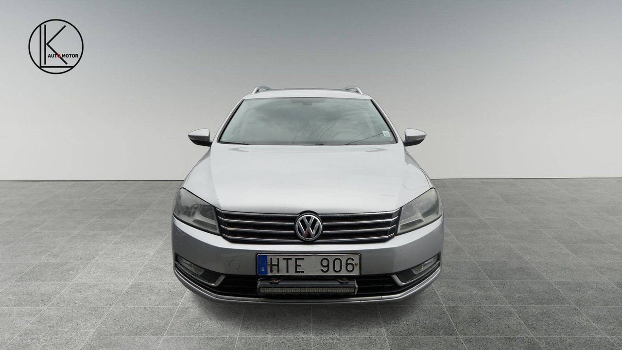 Volkswagen Passat 2011, bild 2/26