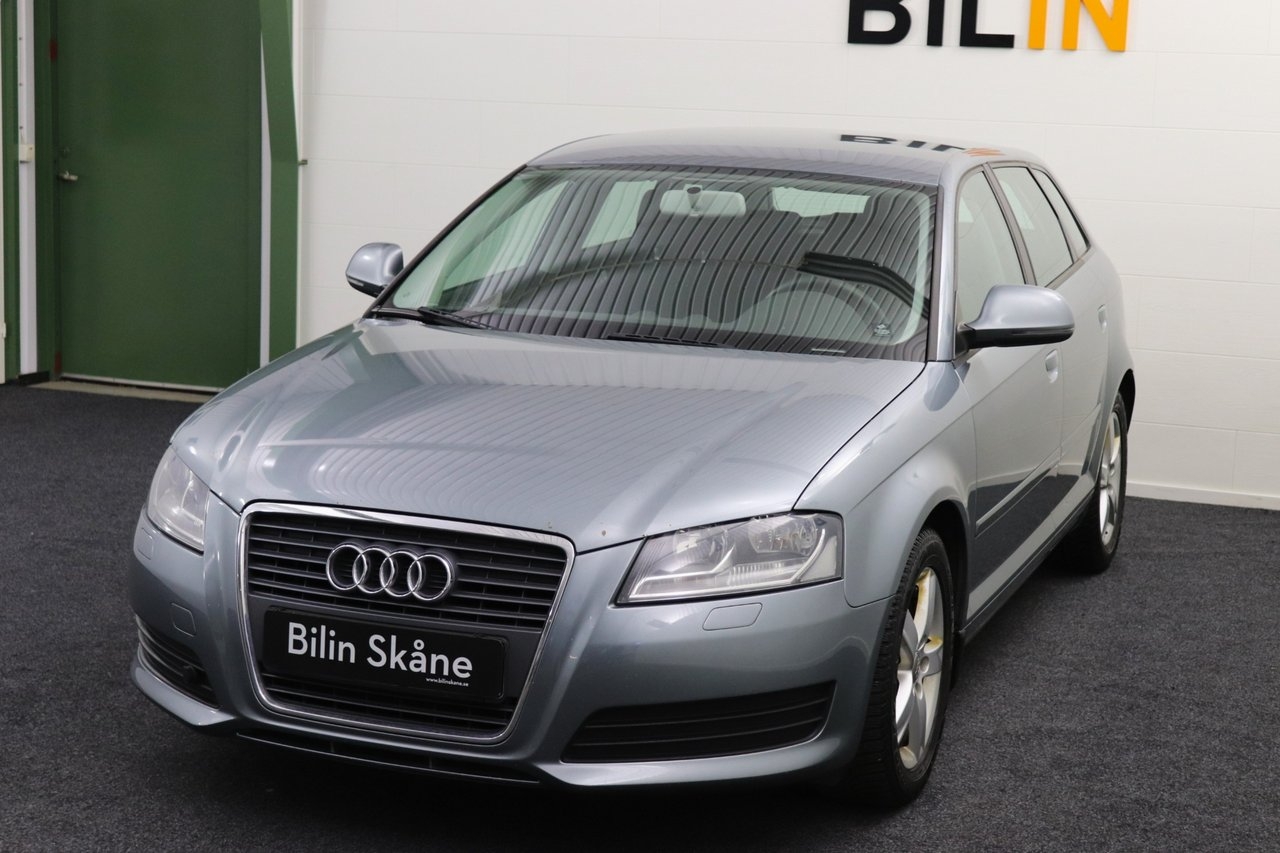 Audi A3 2010, photo 7/27
