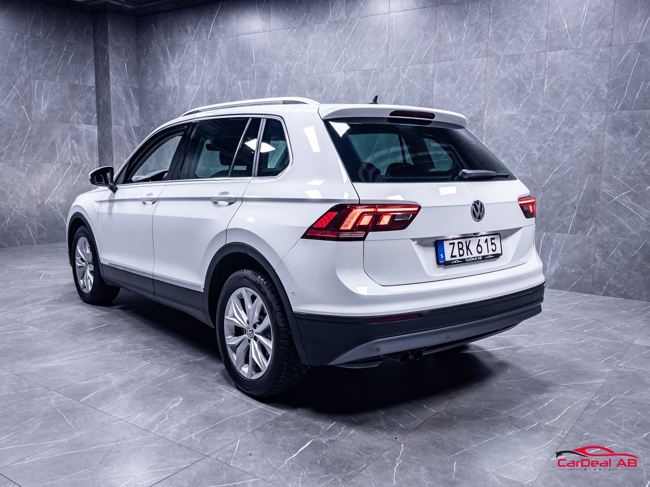 Volkswagen Tiguan 2018, bild 5/10