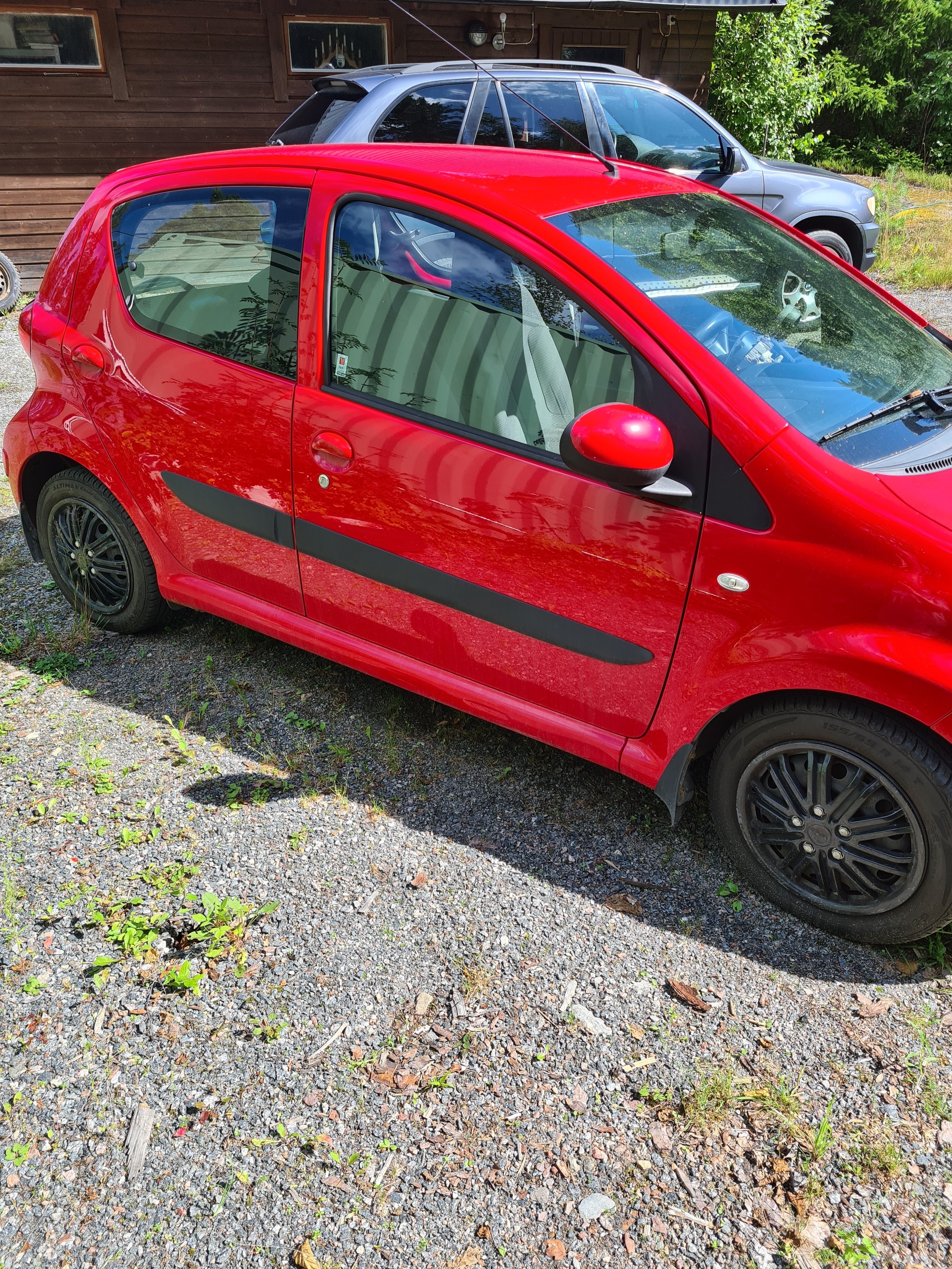 Toyota Aygo 5-dörrar 1.0 VVT-i Manuell 2008, bild 2/3