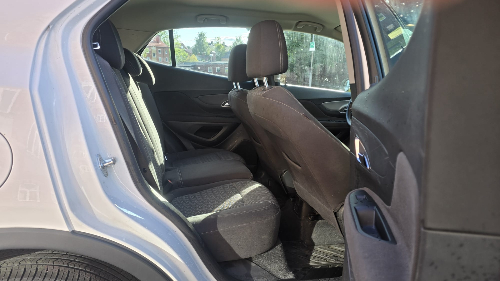 Opel Mokka 1.6 ecoFLEX Manuell 2013, bild 5/9