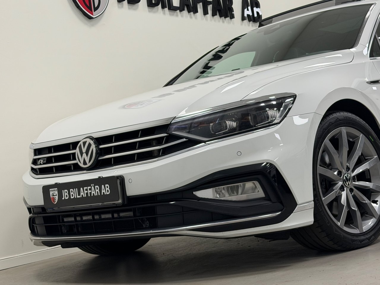 Volkswagen Passat 2020, bild 2/10