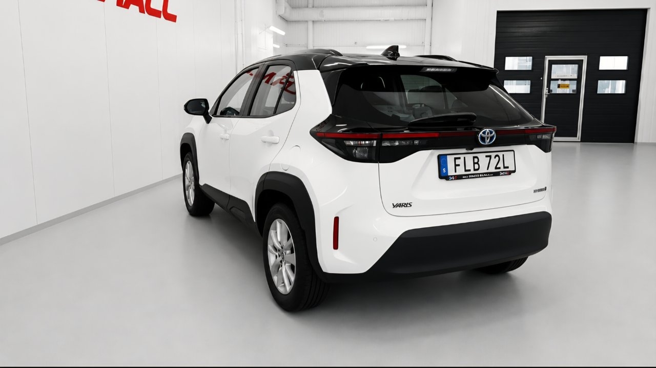Toyota Yaris Cross 2023, photo 2/10