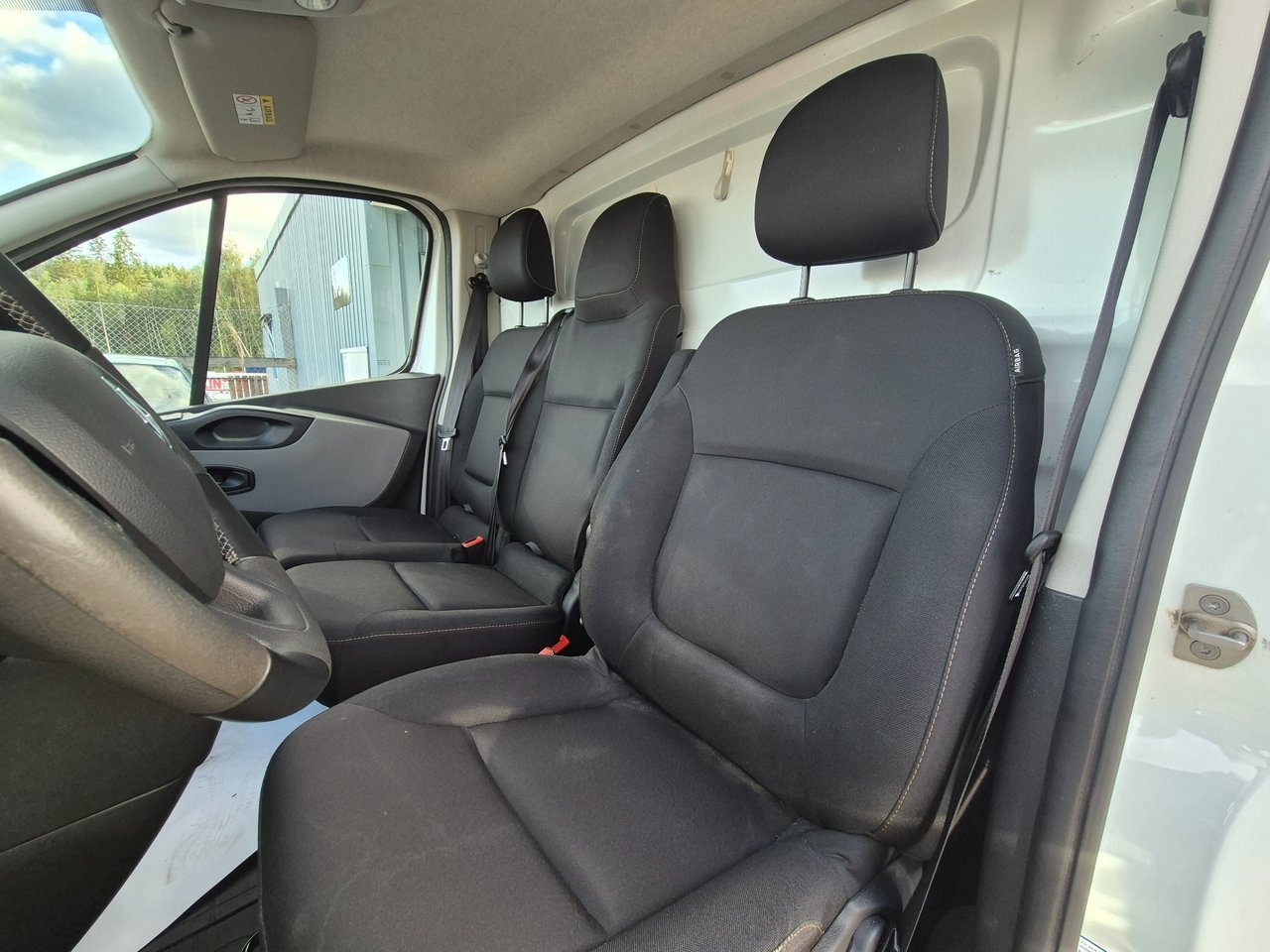 Renault Trafic 2019, bild 7/10