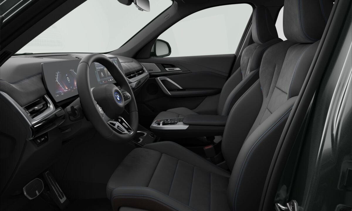 BMW iX1 eDrive20 2026, bild 3/3